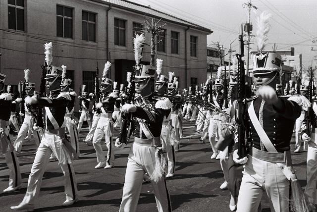1986년 3월 공군사관학교 이전 청주 시민 환영 행사 모습. 